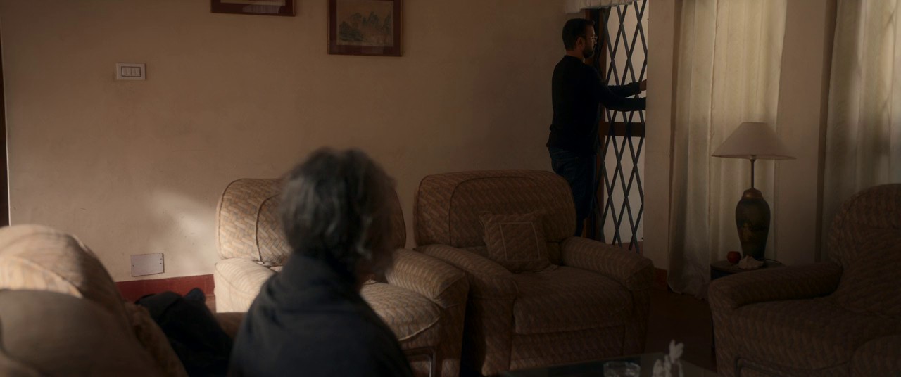 Bougainvillea (2024) WEBRip Hindi + Mal 720p x264 AVC HE-AAC 2.0 ESub.mkv.0003